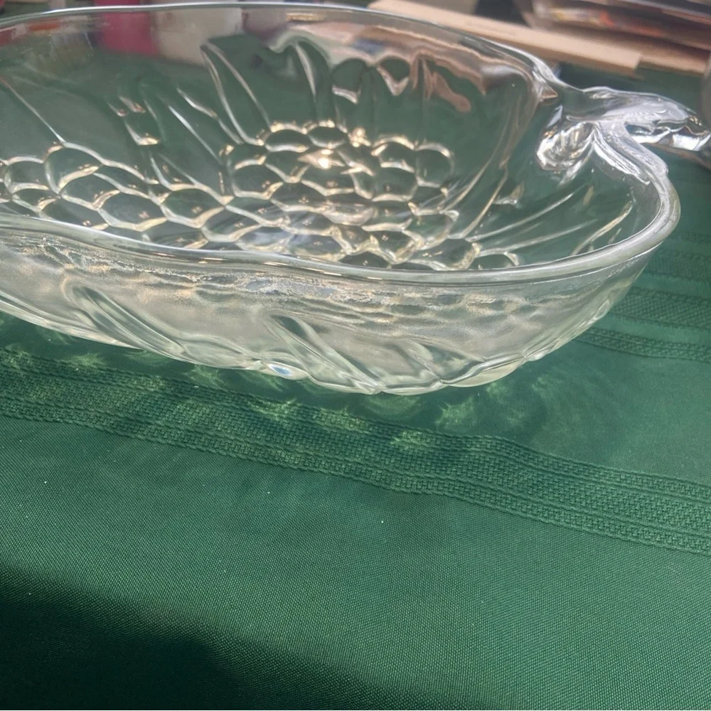 Strawberry shaped glass serving bowl